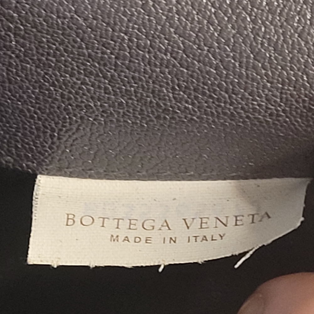 BOTTEGA VENETA  INTRECCIATO Flap Wallet - Picture 6 of 16